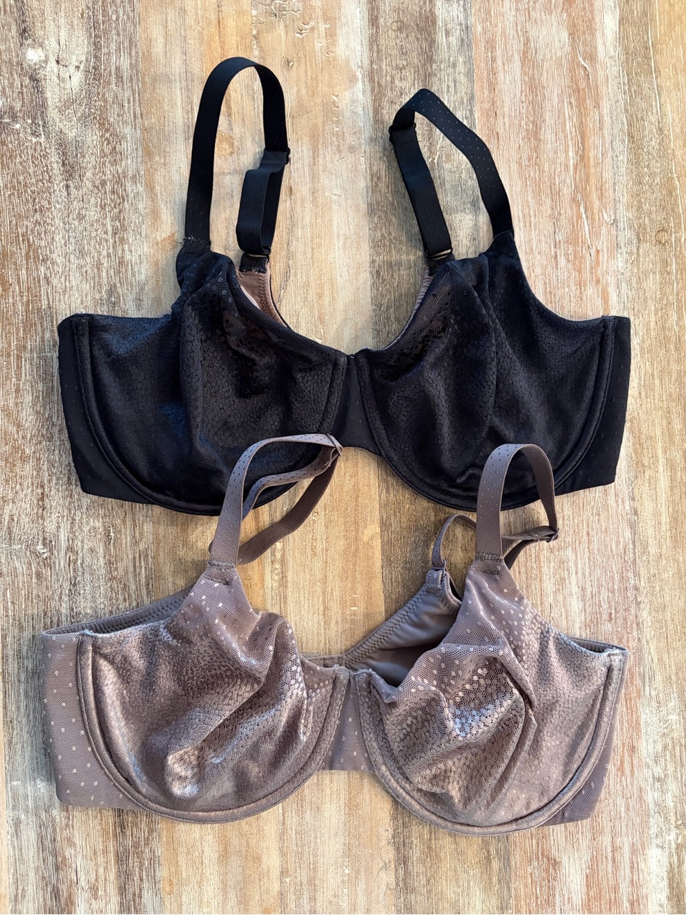 Wacoal Back Appeal Bra Bundle 36DD Black & Taupe Underwire Support Bras 855303